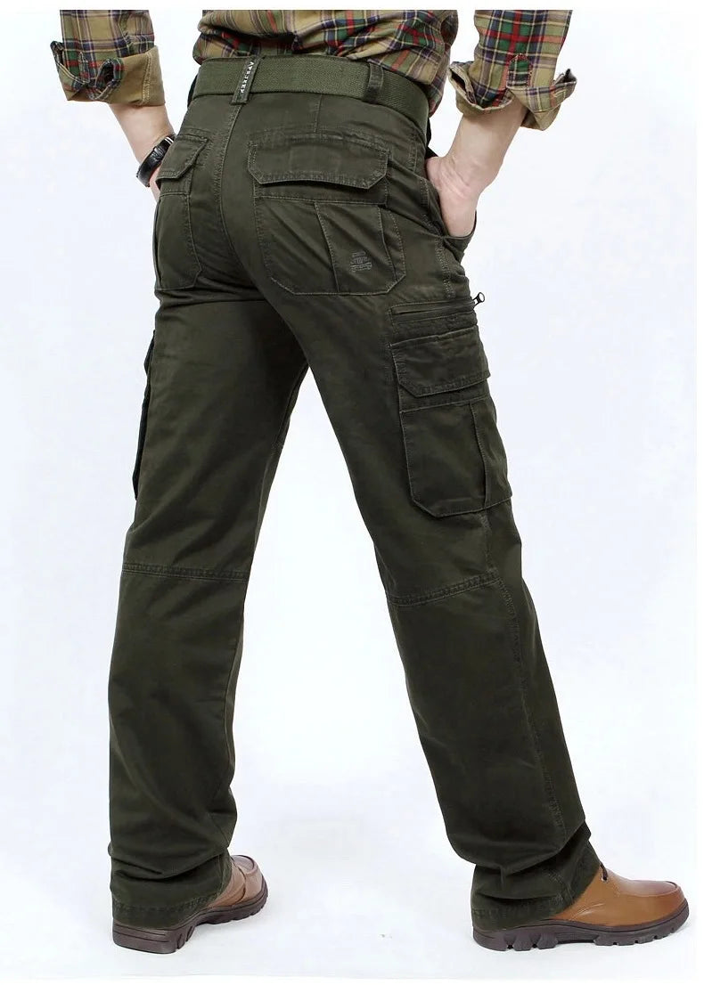 Herren Cargohose aus reiner Baumwolle mit mehreren Taschen, weitem Schnitt