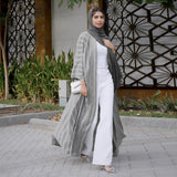 Die "Flora" Frühlingsabaya: Atemberaubender Kaftan im marokkanischen Stil und Dubai Robe mit Aufdruck