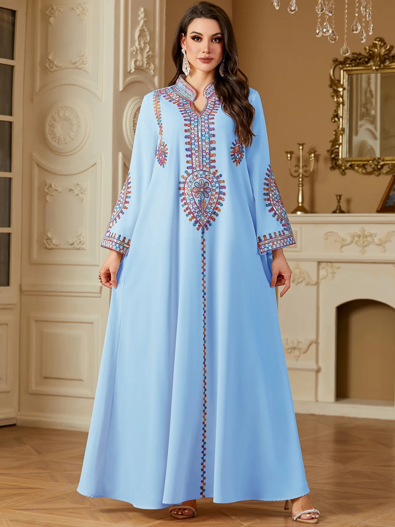 Luxuriöses muslimisches Stickerei-Kleid für Frauen | Elegante Party-Abaya und marokkanischer Kaftan