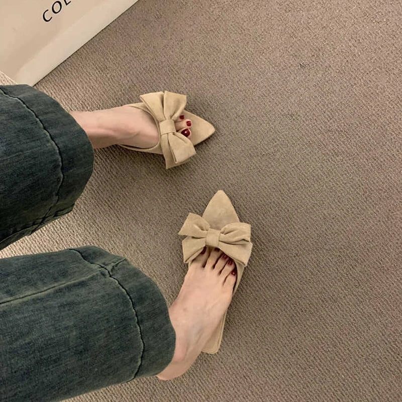 Elegante Damen Pantoletten mit Schmetterlingsknoten und niedrigem Absatz – Modische offene Party-Pumps