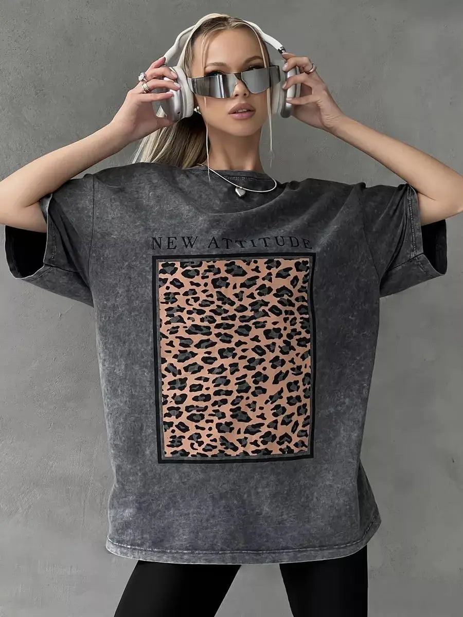 Damen Oversized Washed Cotton Top mit auffälligem Leopardenprint