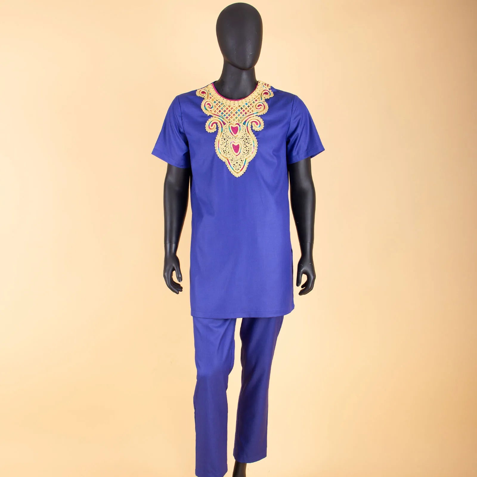 Herren 4-teiliges Agbada-Set – Besticktes Gewand, Hemd, Hose und Mütze, traditioneller Dashiki Hochzeitsanzug