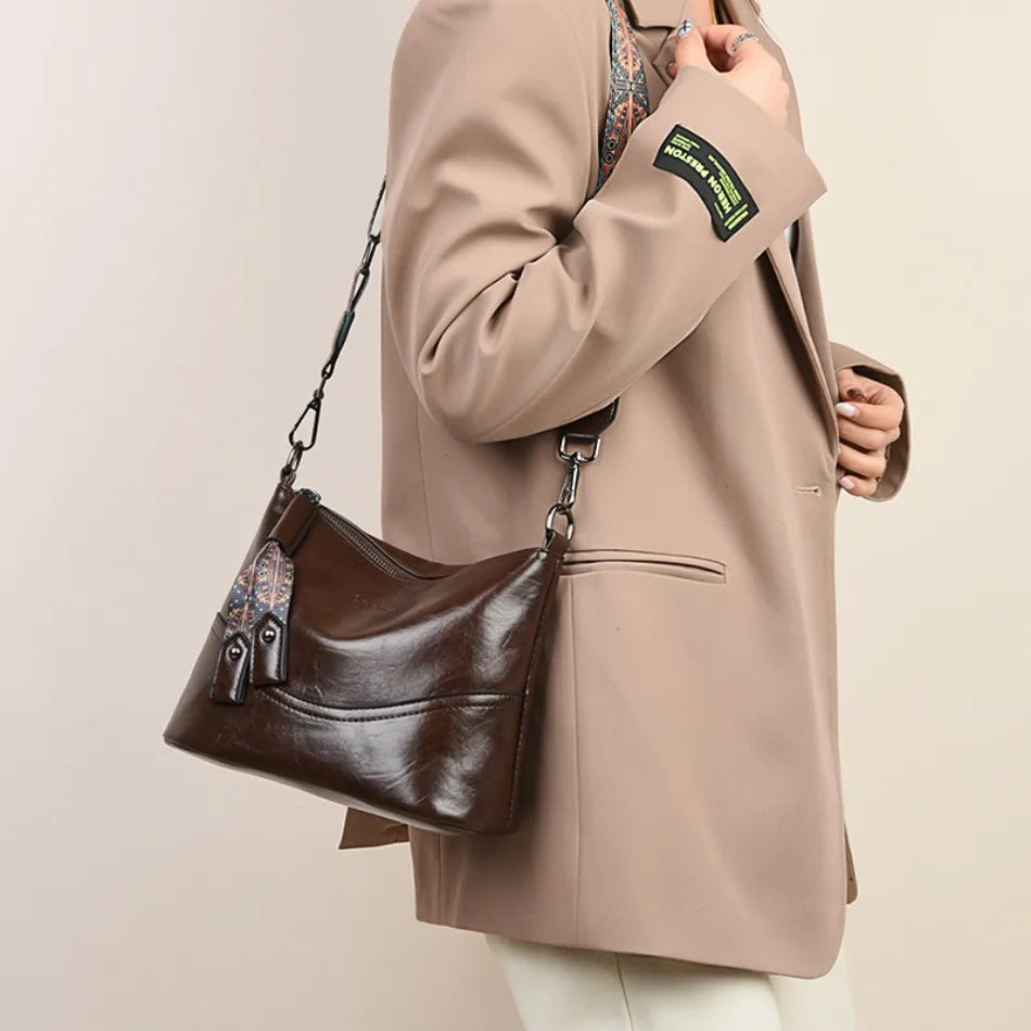 Vintage Oil Wax Leather Crossbody Bag | Large Capacity Hobo Shoulder Purse