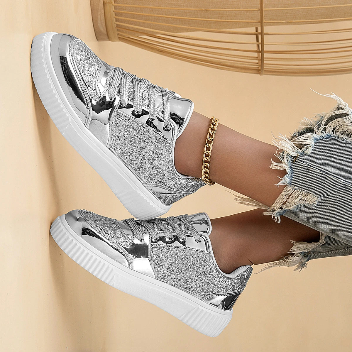 Glänzende silberne Board-Schuhe für Damen – modische atmungsaktive Mesh-Sneaker