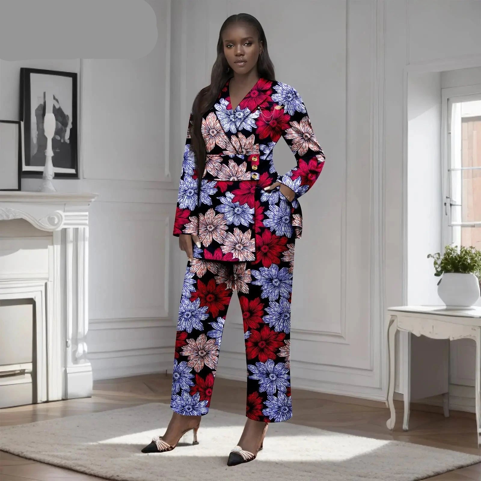 Afrikanisches zweiteiliges Set für Damen mit goldenem Knopf, Broschen-Blazer und Knöchelhose