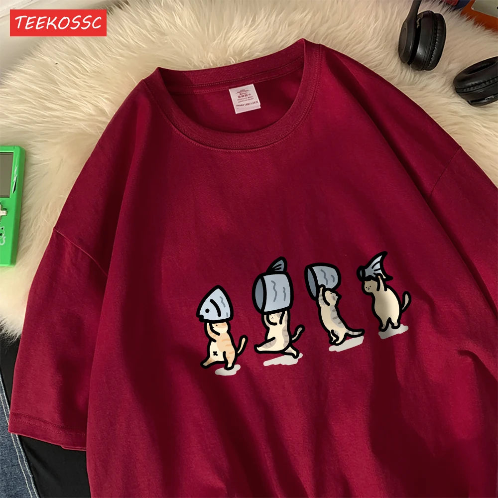 Cute Cats Holding Fish Cotton T-Shirt | Women's Funny Cartoon Graphic Tee