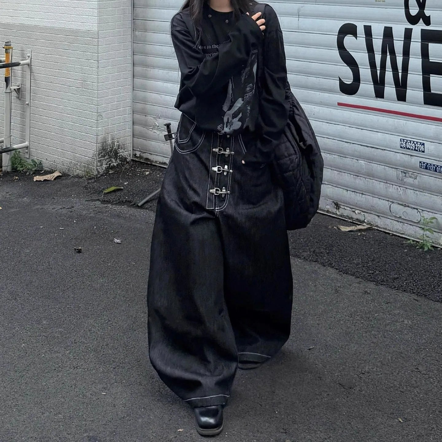 Damen Jeans mit mehreren Knöpfen, geschwungenem weitem Bein | Vintage Street Style gerade Hose