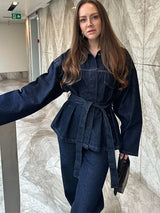 Damen-Jeansjacke mit Gürtel – Eleganter einreihiger Jeansmantel mit langen Ärmeln