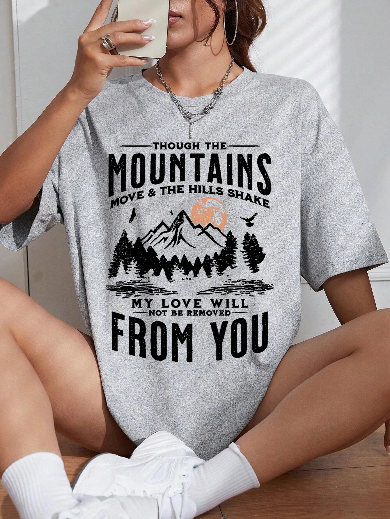 Women's Soft Cotton Mountain Sunset Graphic Top for Effortless Street Style