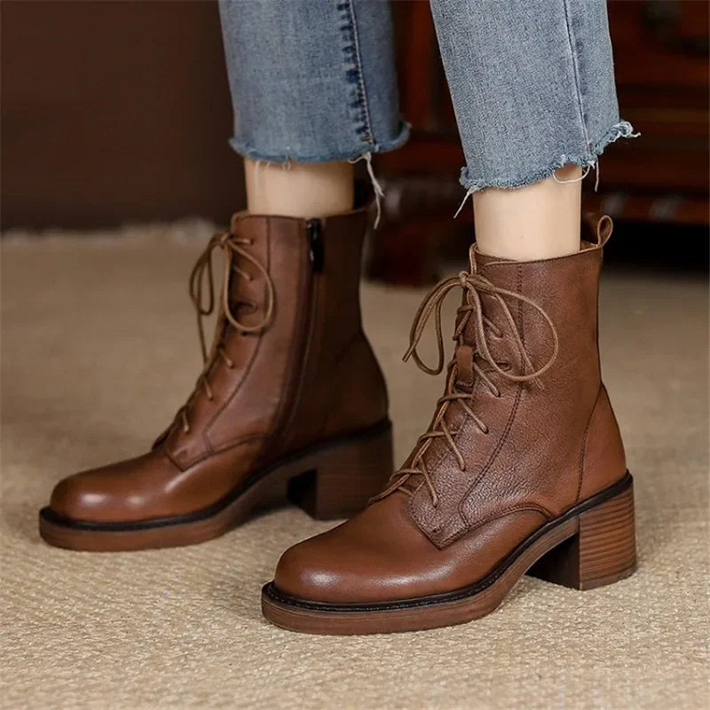 Damen Stiefeletten aus echtem Leder mit dickem Plateau-Absatz – Retro-Schnürstiefel mit runder Kappe