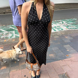 Elegantes langes Damenkleid mit Polka Dots und Neckholder – sexy, trägerloses, rückenfreies Schnürkleid