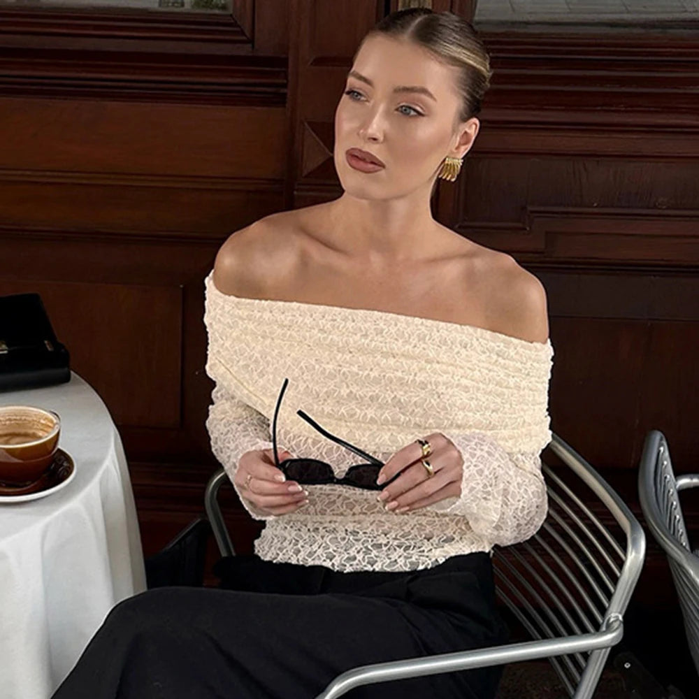 Sexy apricotfarbenes One-Shoulder-Top – Elegante ausgehöhlte Spitzenbluse, plissiertes durchsichtiges Party-Top