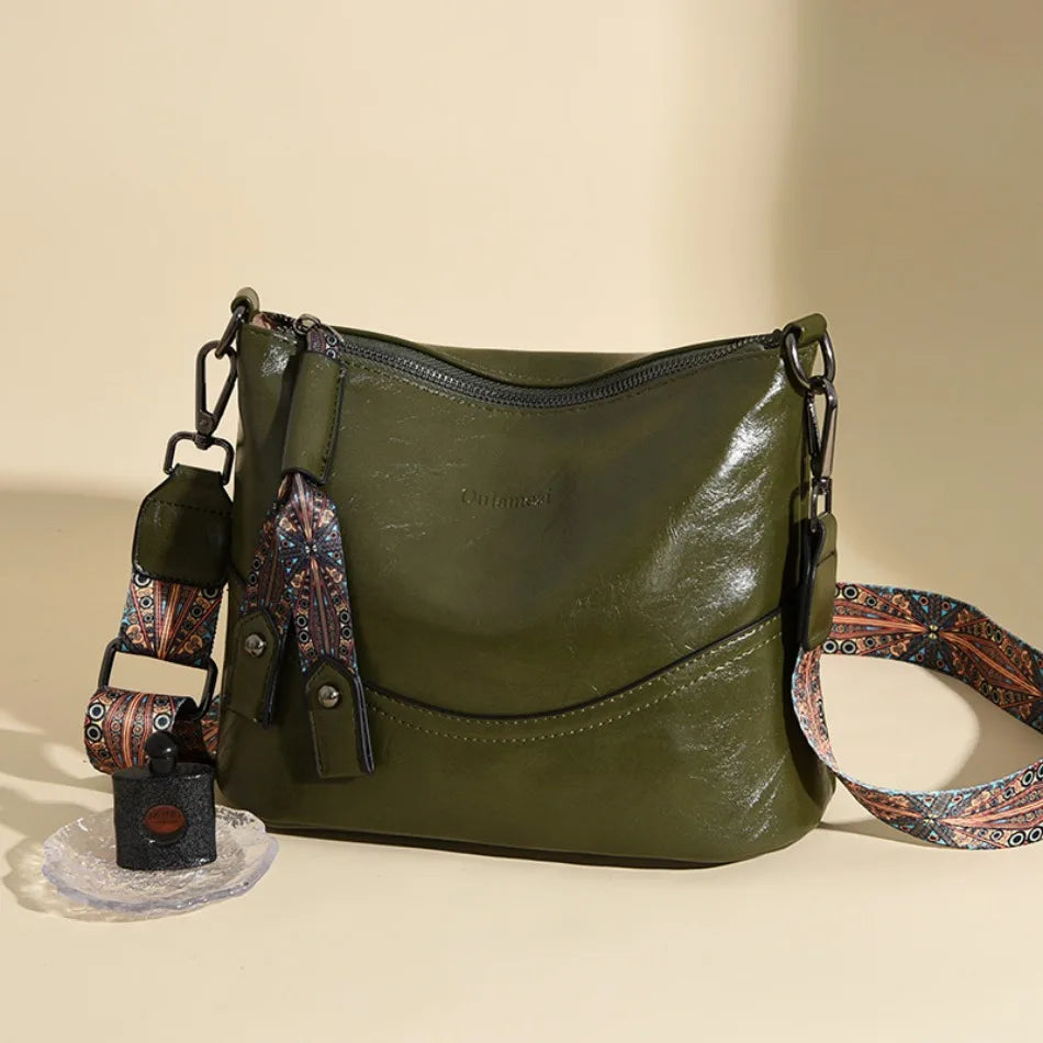 Vintage Oil Wax Leather Crossbody Bag | Large Capacity Hobo Shoulder Purse