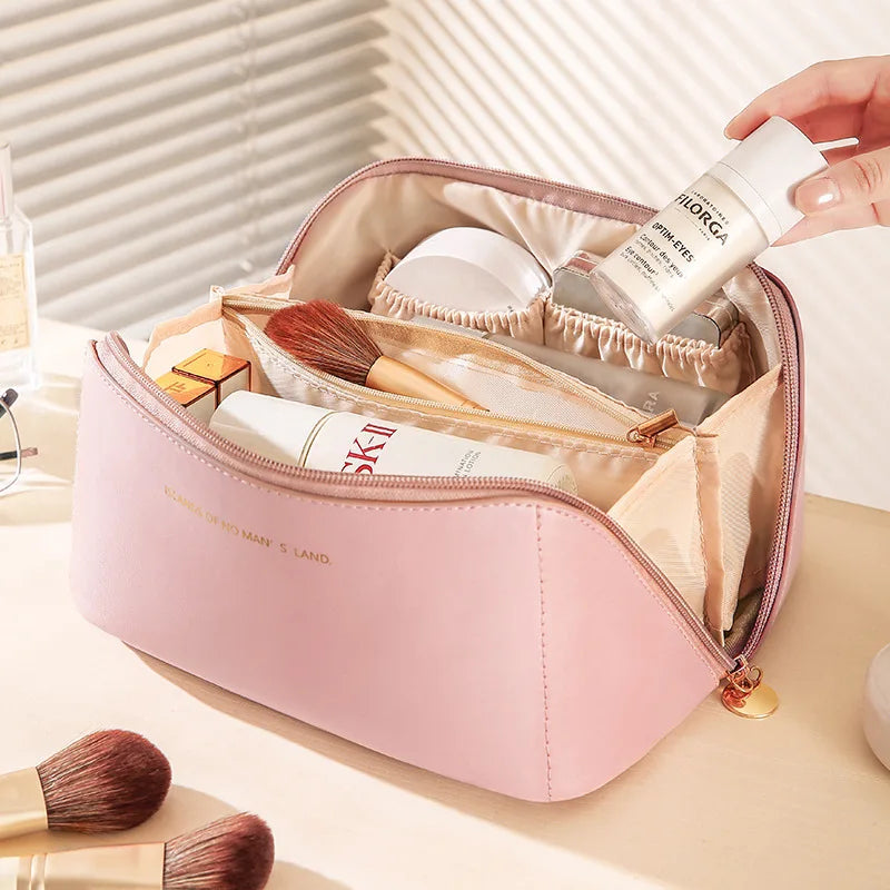 Das Reiseetui „Elite-Organizer“: Luxuriöse Make-up-Box für Damen