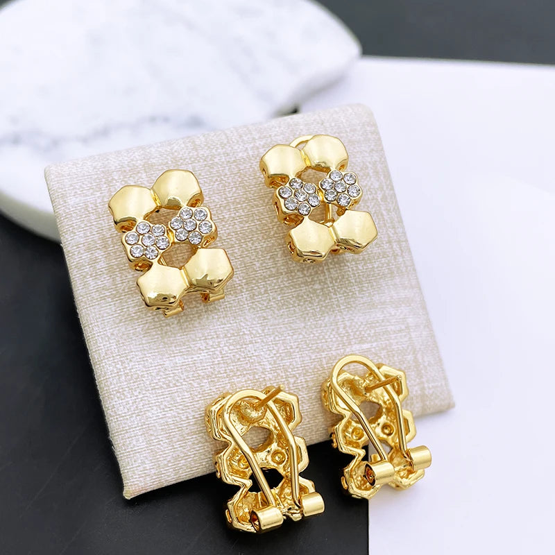 Elegantes Goldschmuckset für Damen – Luxuriöses Halsketten- und Ohrringset