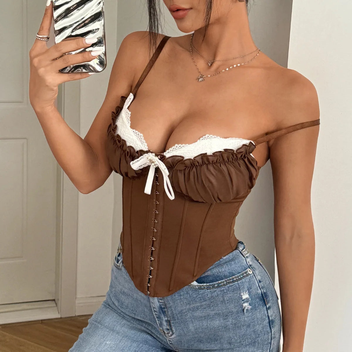 Das „Obsession“ Y2K Spitzen-Patchwork Korsett | Sexy V-Ausschnitt Fischgrät-Bustier