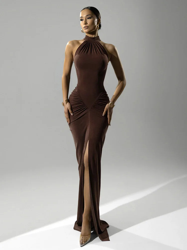 Figurbetontes rückenfreies Maxi-Kleid mit Raffung – Ärmelloses Abendkleid für Damen mit hoher Taille