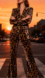 Women's Velvet Leopard Suit Set – 2-Piece Slim Fit Animal Print Tuxedo – Luxury One-Button Blazer & Flare Pants Set