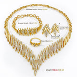 Luxuriöses 4-teiliges Schmuckset in Goldfarbe für Damen – Elegantes Set aus Halskette, Armband, Ring und Ohrringen