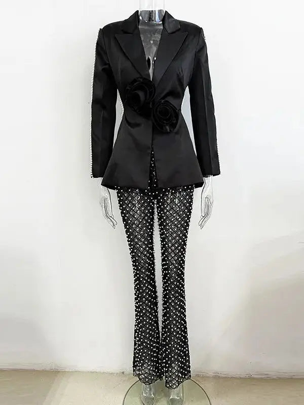 Damen-Blazer mit Cut-Out-Blumenapplikationen und Perlenbesatz – Elegantes Set mit weiter Hose aus Gaze