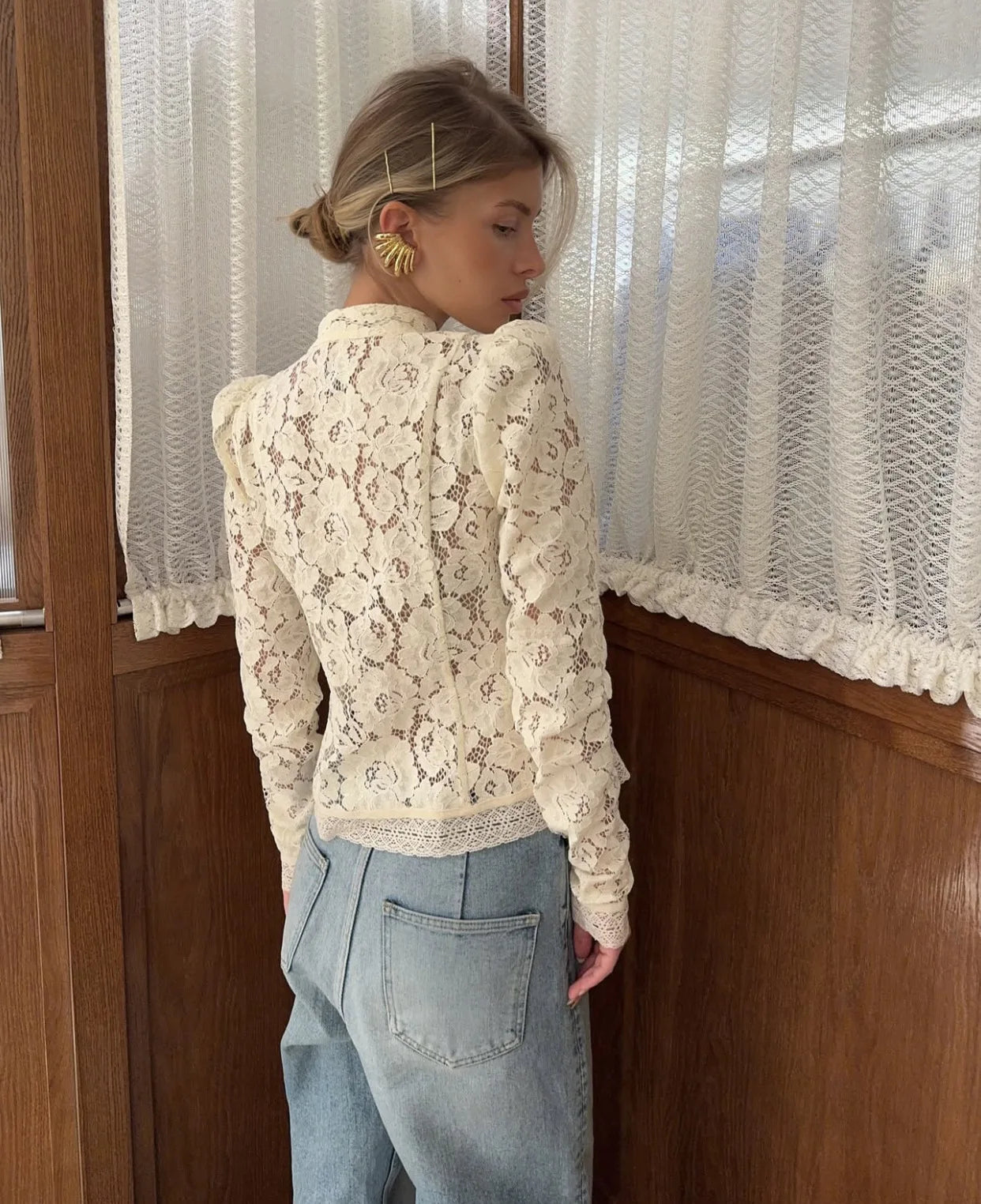 Elegant Printed Lace Hollow Out Commute Top– Women’s Vintage See-Through Summer Shirt