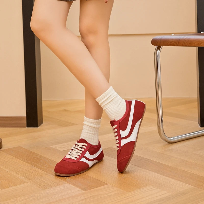 Damen Turnschuhe aus echtem Leder – Retro-Flach-Sneaker, Schnürschuhe im „Forrest Gump“-Stil