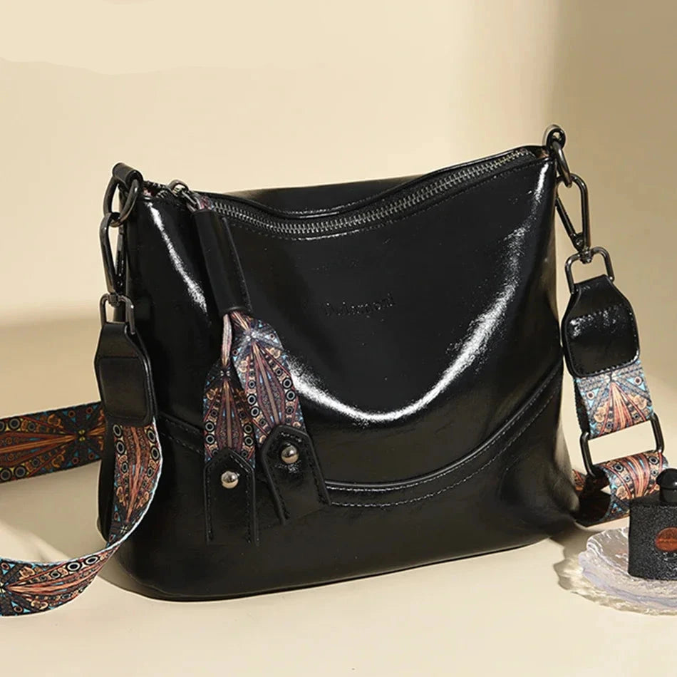 Vintage Oil Wax Leather Crossbody Bag | Large Capacity Hobo Shoulder Purse