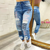 Bedruckte Distressed-Damenjeans – Knöchellange Bleistifthose mit Destroyed-Details, schmal geschnittene High-Waist-Jeans