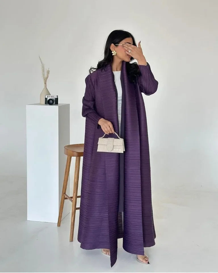 Die „Royal Archive“ Vintage Print Abaya | Offener Cardigan & Dubai Luxus Robe