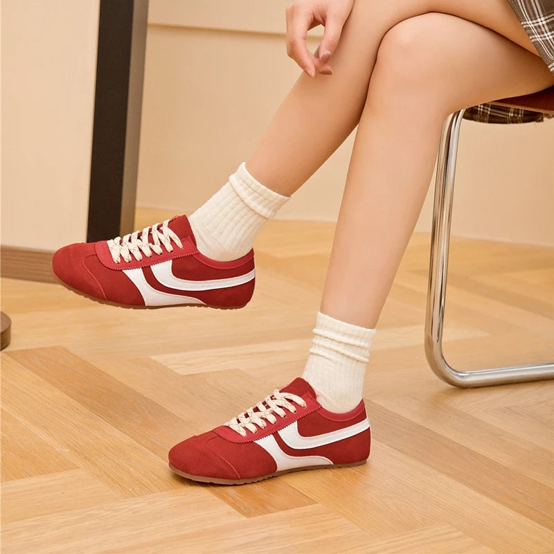 Damen Turnschuhe aus echtem Leder – Retro-Flach-Sneaker, Schnürschuhe im „Forrest Gump“-Stil