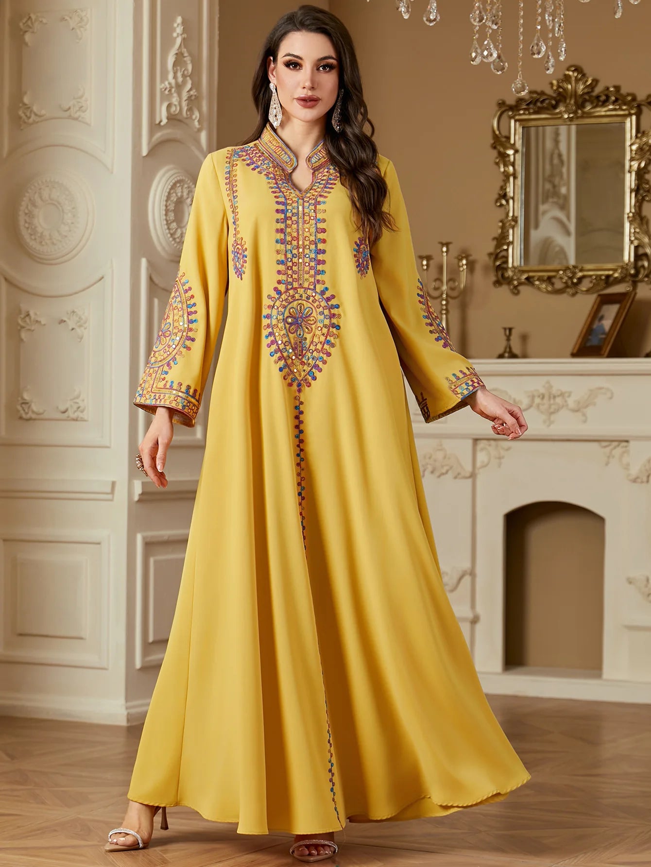 Luxuriöses muslimisches Stickerei-Kleid für Frauen | Elegante Party-Abaya und marokkanischer Kaftan