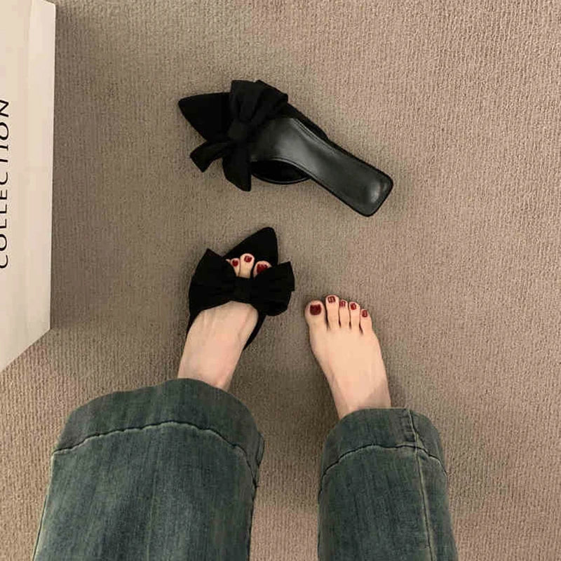 Elegante Damen Pantoletten mit Schmetterlingsknoten und niedrigem Absatz – Modische offene Party-Pumps