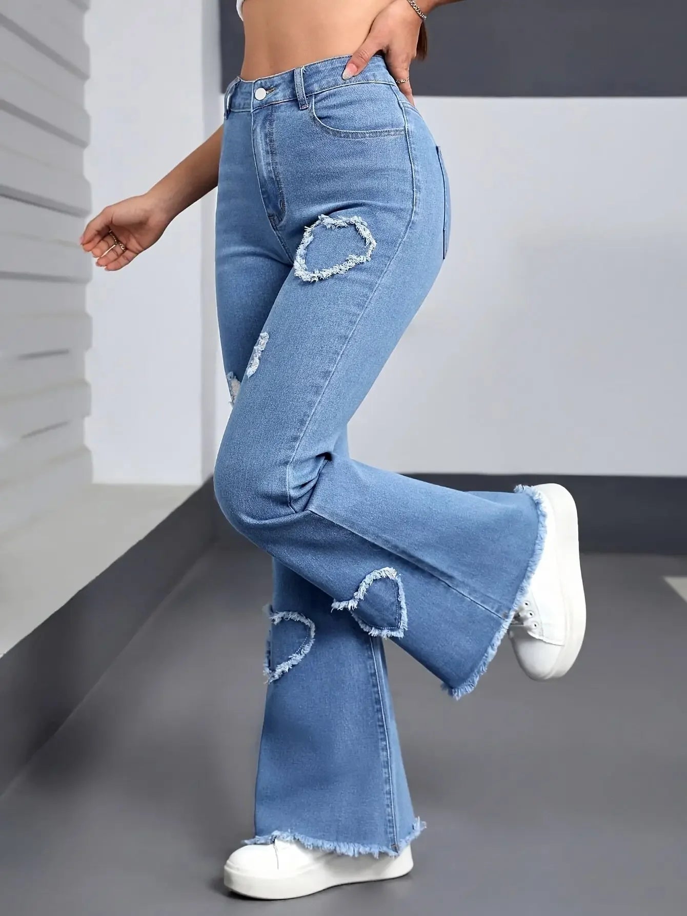 Women Y2K Blue Stretchy Heart Shaped Flared Jeans High Waist Retro Fashion