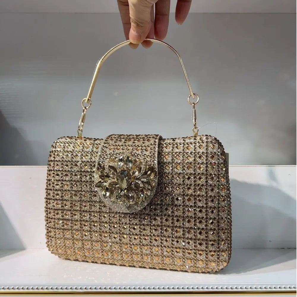 The Stellar-Glow Crystal Handbag Luxury Sparkling Diamond Clutch