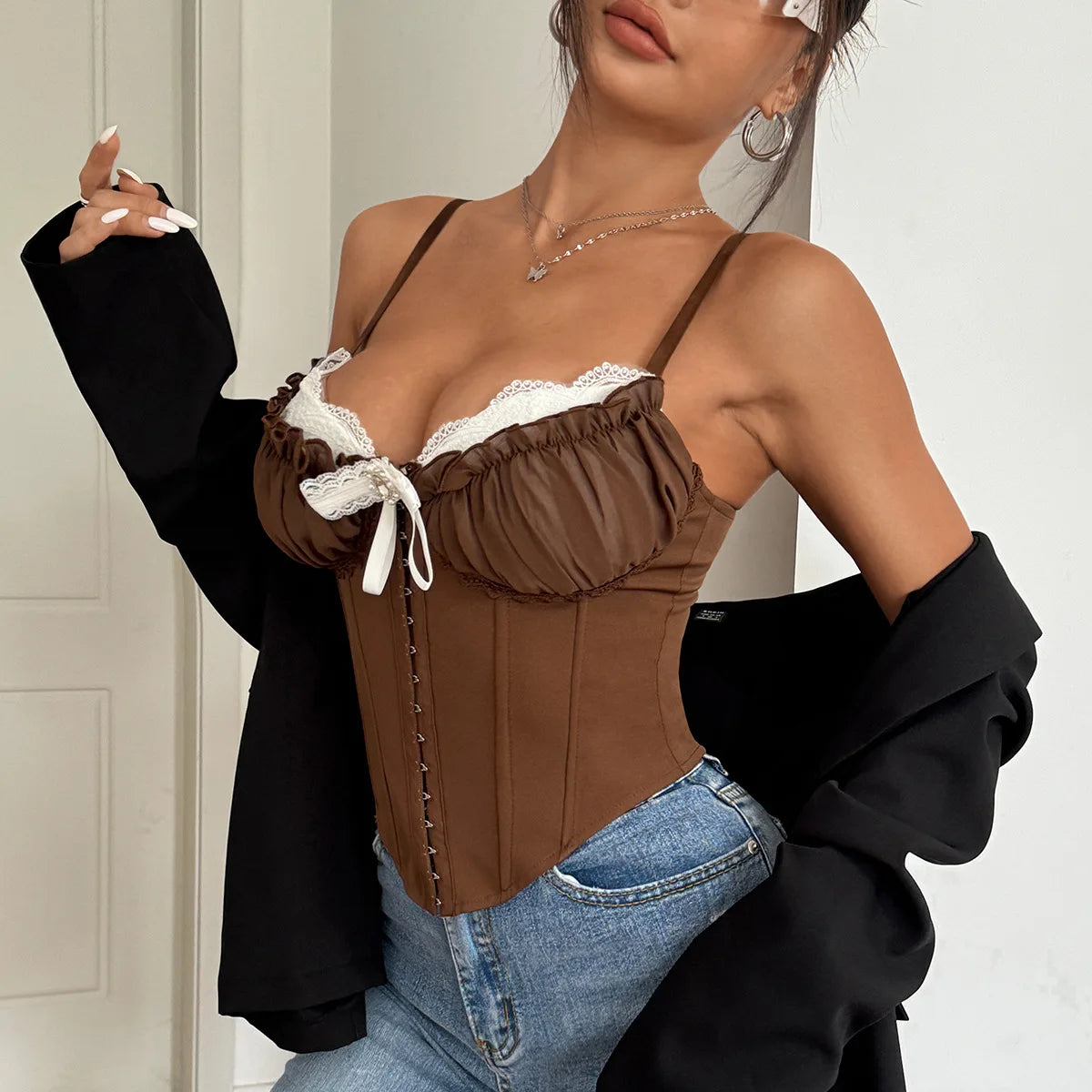 Das „Obsession“ Y2K Spitzen-Patchwork Korsett | Sexy V-Ausschnitt Fischgrät-Bustier