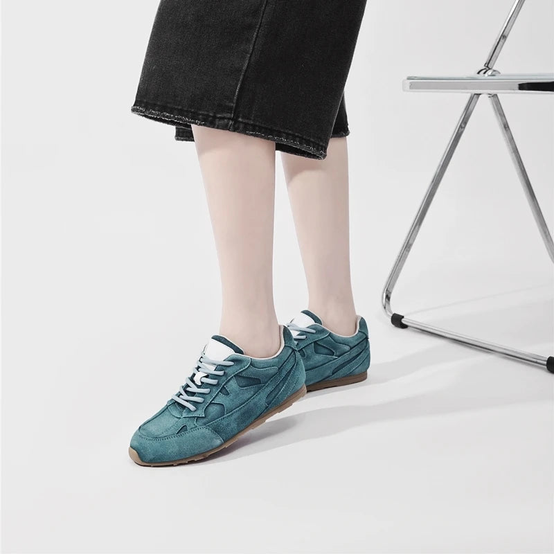Damen Trainingsschuhe aus echtem Leder – Retro Freizeit-Sneaker mit flacher Sohle