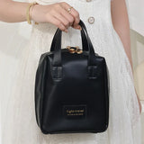 Die Reisetasche „Elite-Carryall“: High-End-Schmink-Organizer