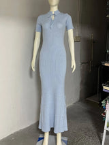 Damen Kurzarm Strick Maxikleid – Schmal geschnitten, mit Cut-Outs, Retro