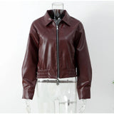 Damen High Street Fashion: Retro weinrote Kunstlederjacke mit Revers (2025)