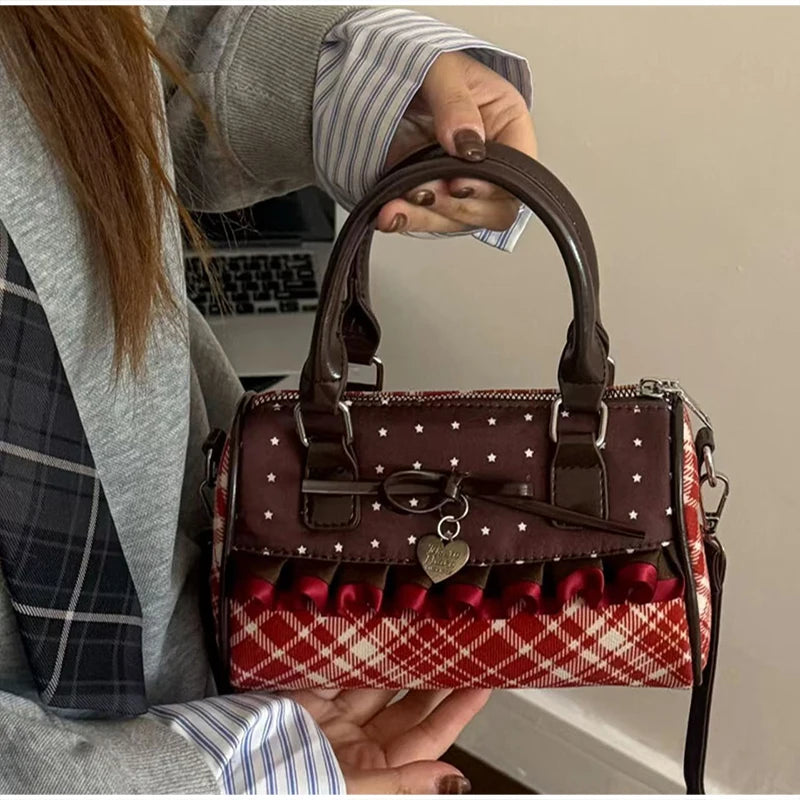 Die gepunktete koreanische Bowler Bag