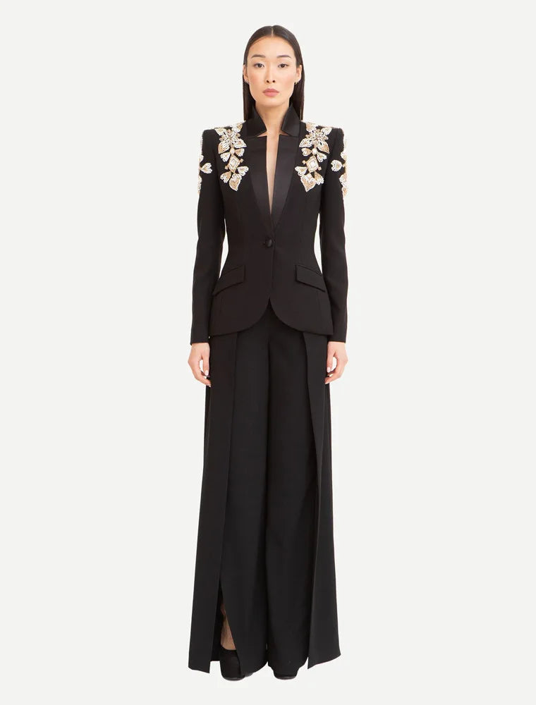 Schwarzer Designer-Anzug für Damen – Blazer mit Perlen- und Diamantbesatz am Stehkragen und weite Hose