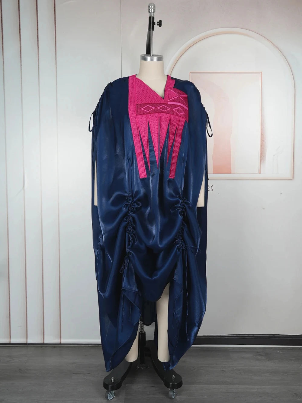 Das zweiteilige „Royal Boubou“-Set – Signature Dubai Türkei Kaftan Abaya – Traditionelles afrikanisches Erbe Abendkleid