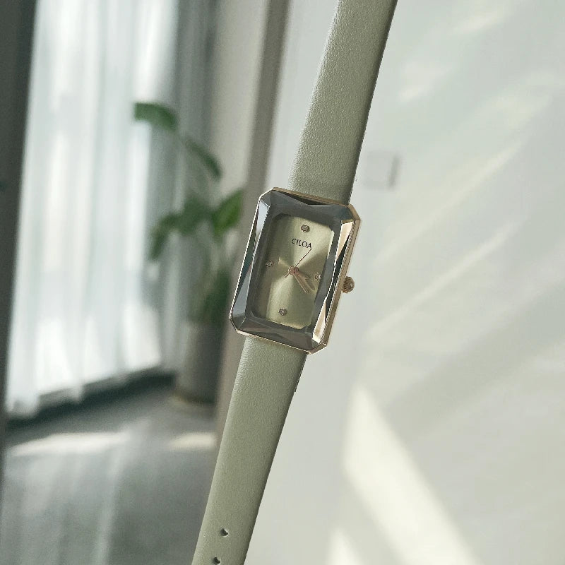 Women’s Retro Light Luxury Watch – Niche Art High-End Wristwatch for Ladies