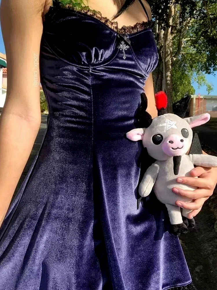 Damen Gothic Samt Minikleid – Vintage Spaghettiträger Kleid mit hoher Taille