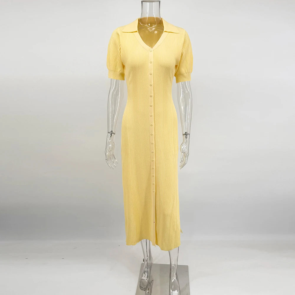 Damen Strickkleid mit Puffärmeln – Elegantes V-Ausschnitt Einreiher Midikleid