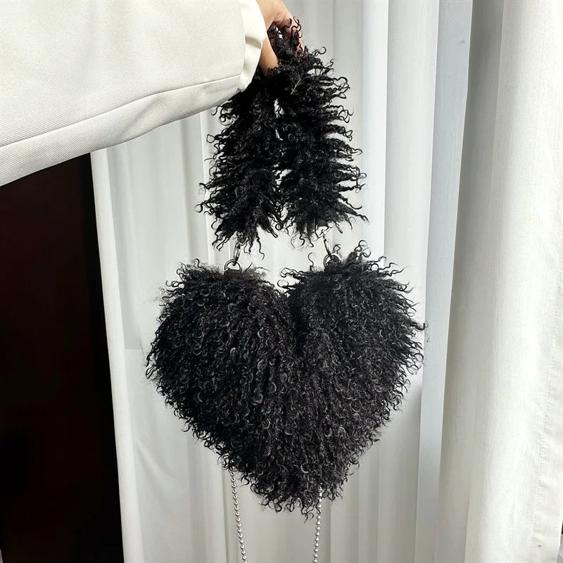 Cupid’s Cloud: Premium Kunstfelltasche in Herzform aus mongolischem Kunstfell – Luxuriöse, zottelige herzförmige Umhängetasche