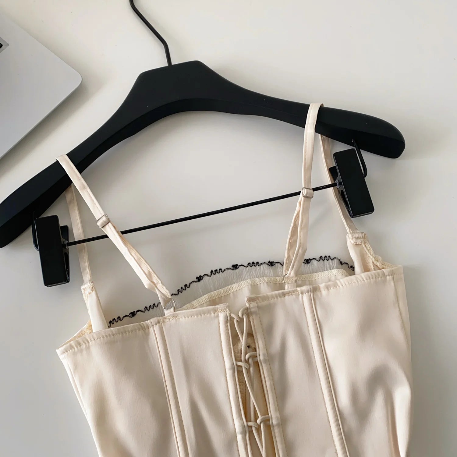 Das "Summer Muse" Spitzen-Rüschen-Camisole | Hot Girl Ästhetik Korsett-Oberteil