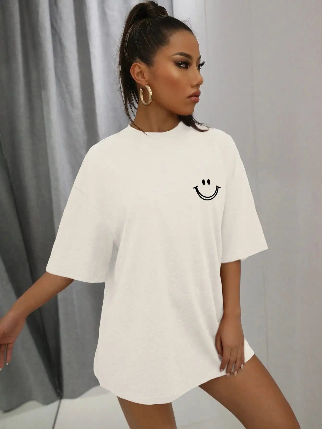 Damen Oversized Baumwoll Streetwear Top mit auffälligem Smile-Motiv