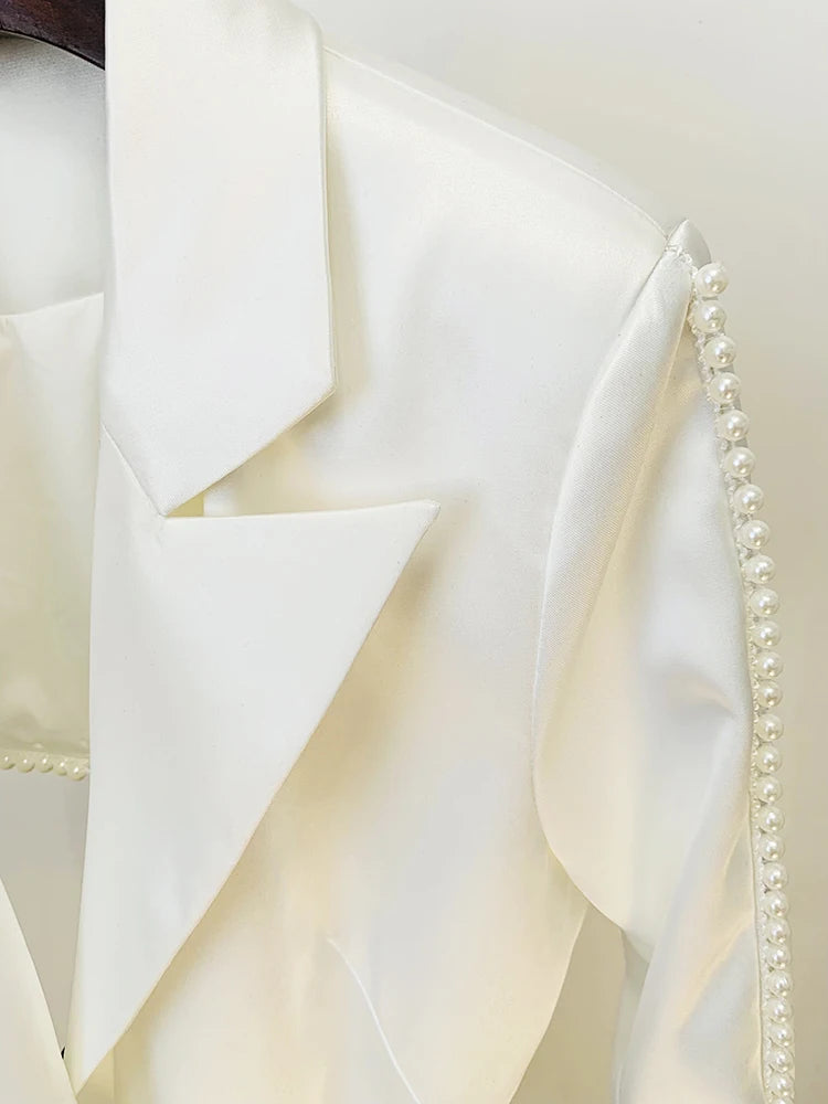 Damen-Blazer mit Cut-Out-Blumenapplikationen und Perlenbesatz – Elegantes Set mit weiter Hose aus Gaze