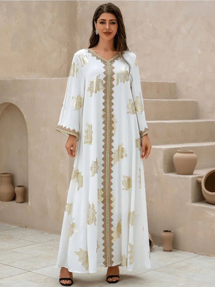 Premium V-Ausschnitt Heritage Kleid | Edle Abaya-Silhouette mit Knopf-Detail
